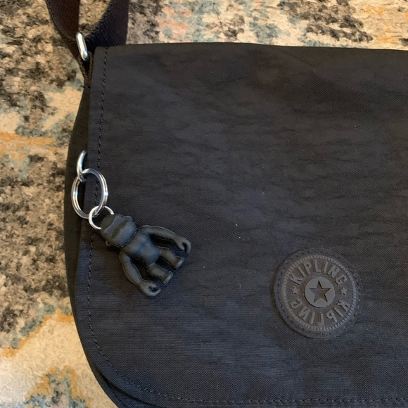 Kipling Loreen medium crossbody - Picture 3 of 3
